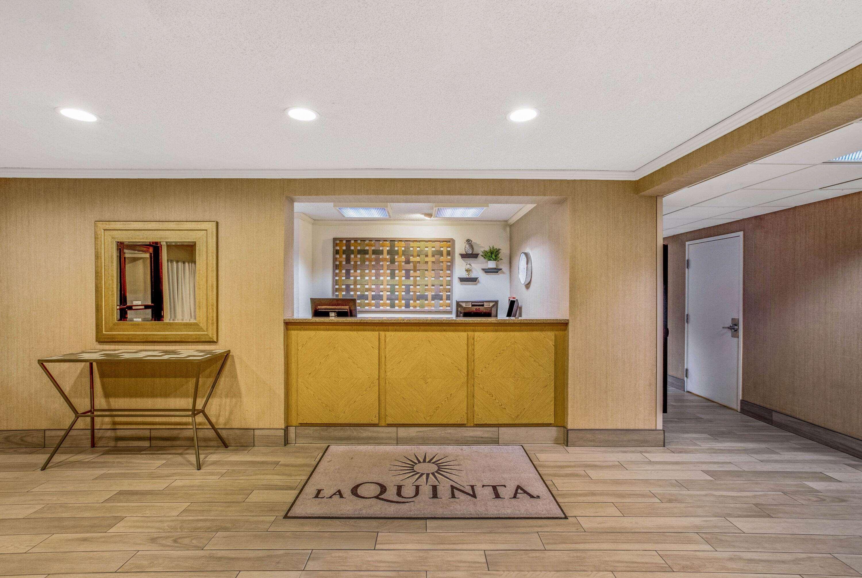 Hotel La Quinta By Wyndham Des Moines West Clive Exterior foto
